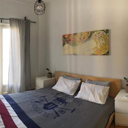 Cosy Apartment In Metaxourgeio Athens Exterior photo